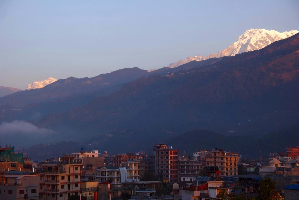 Hotel Tara Pokhara Eksteriør billede