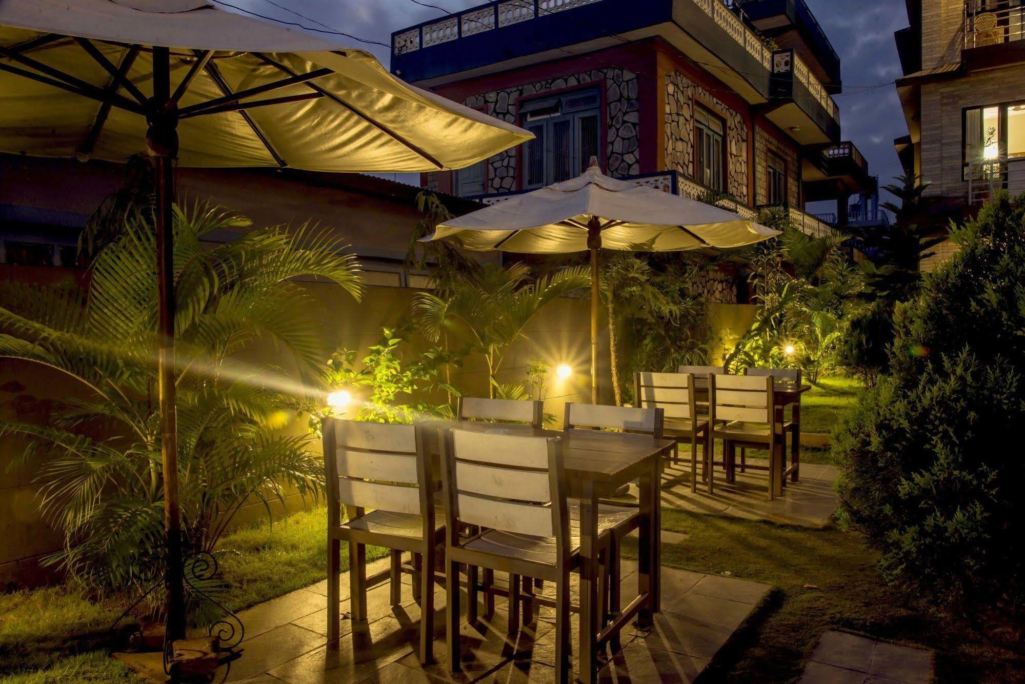 Hotel Tara Pokhara Eksteriør billede