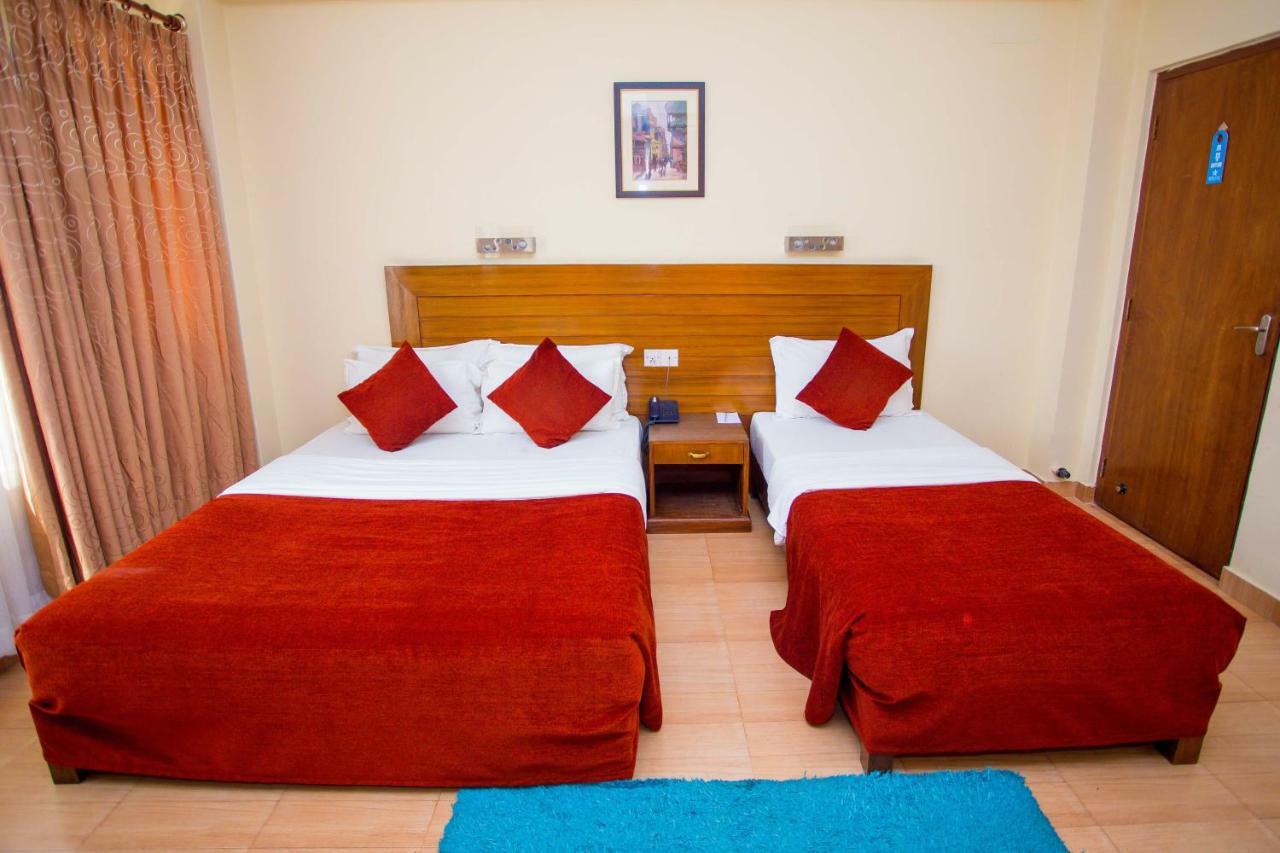 Hotel Tara Pokhara Eksteriør billede